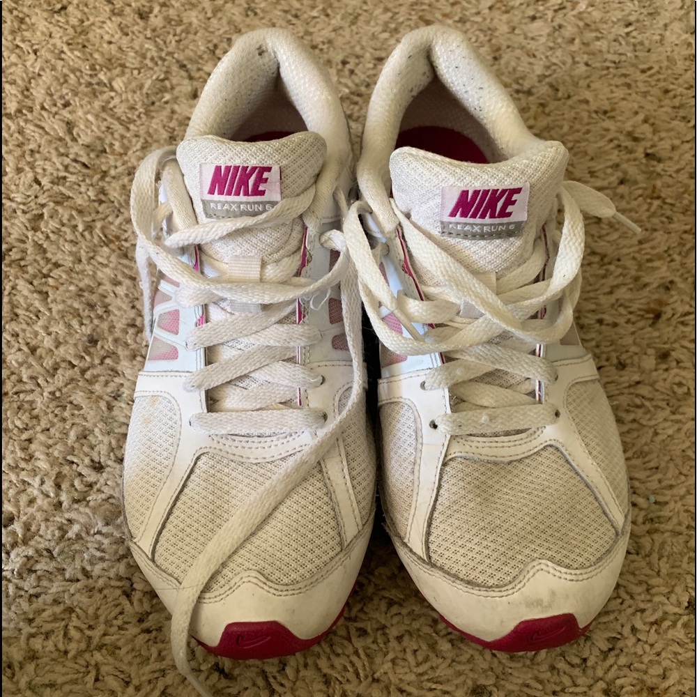 Nike’s size 7